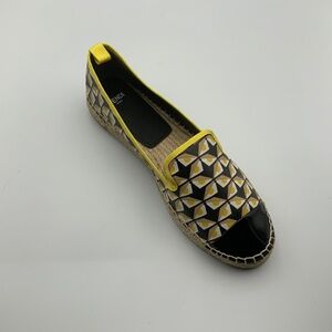 FENDI  LEATHER AND PATENT LEATHER ESPADRILLES
